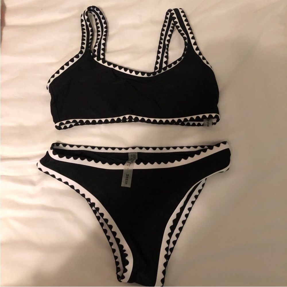 New Shein Large Bikini Top and Bottom Medium Black White Cute